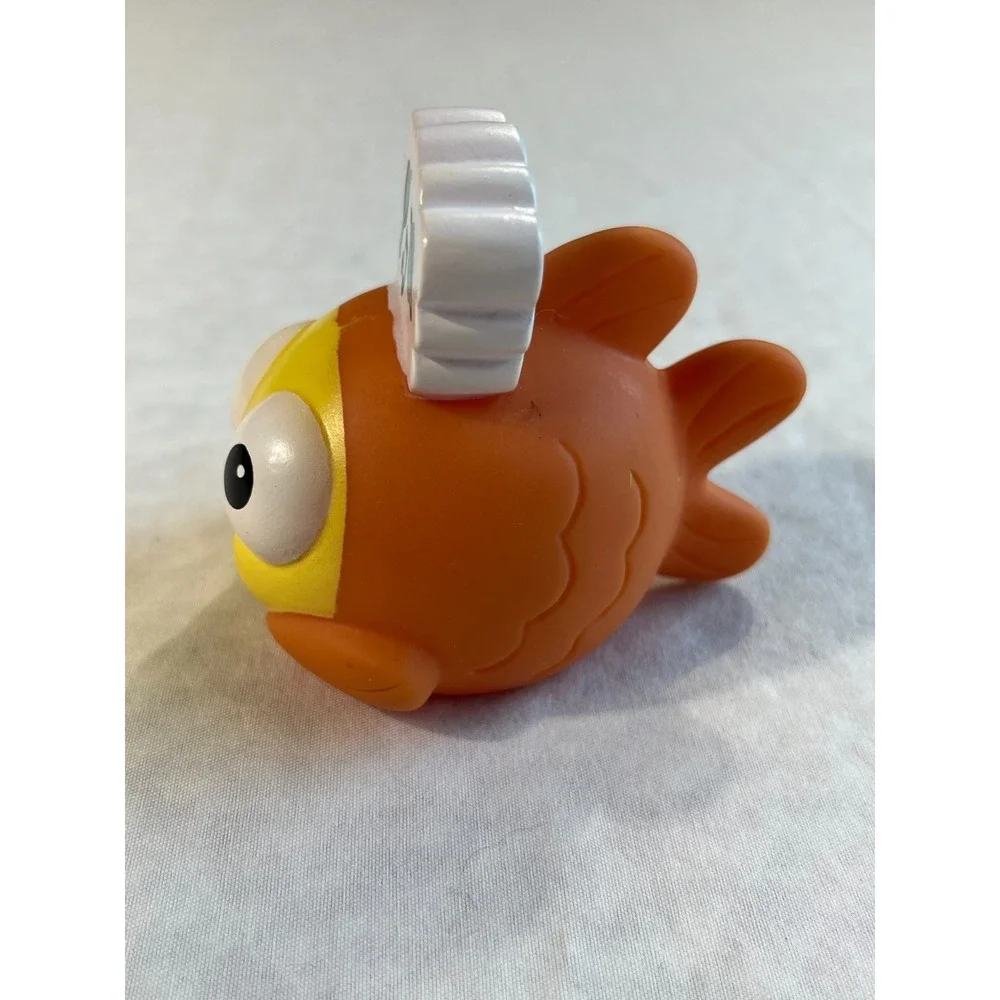 Goldfish Swim School Rubber Bath Pool Toys Lot of 3 Smile Makers‎ Bath Tub
